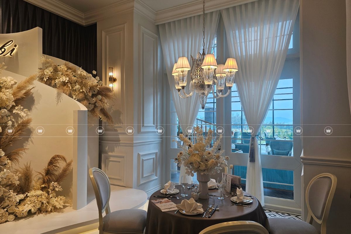 Tư vấn & thiết kế, lắp đặt đèn trang trí sảnh chờ khách sạn MIKAZUKI tại Đà Nẵng 7