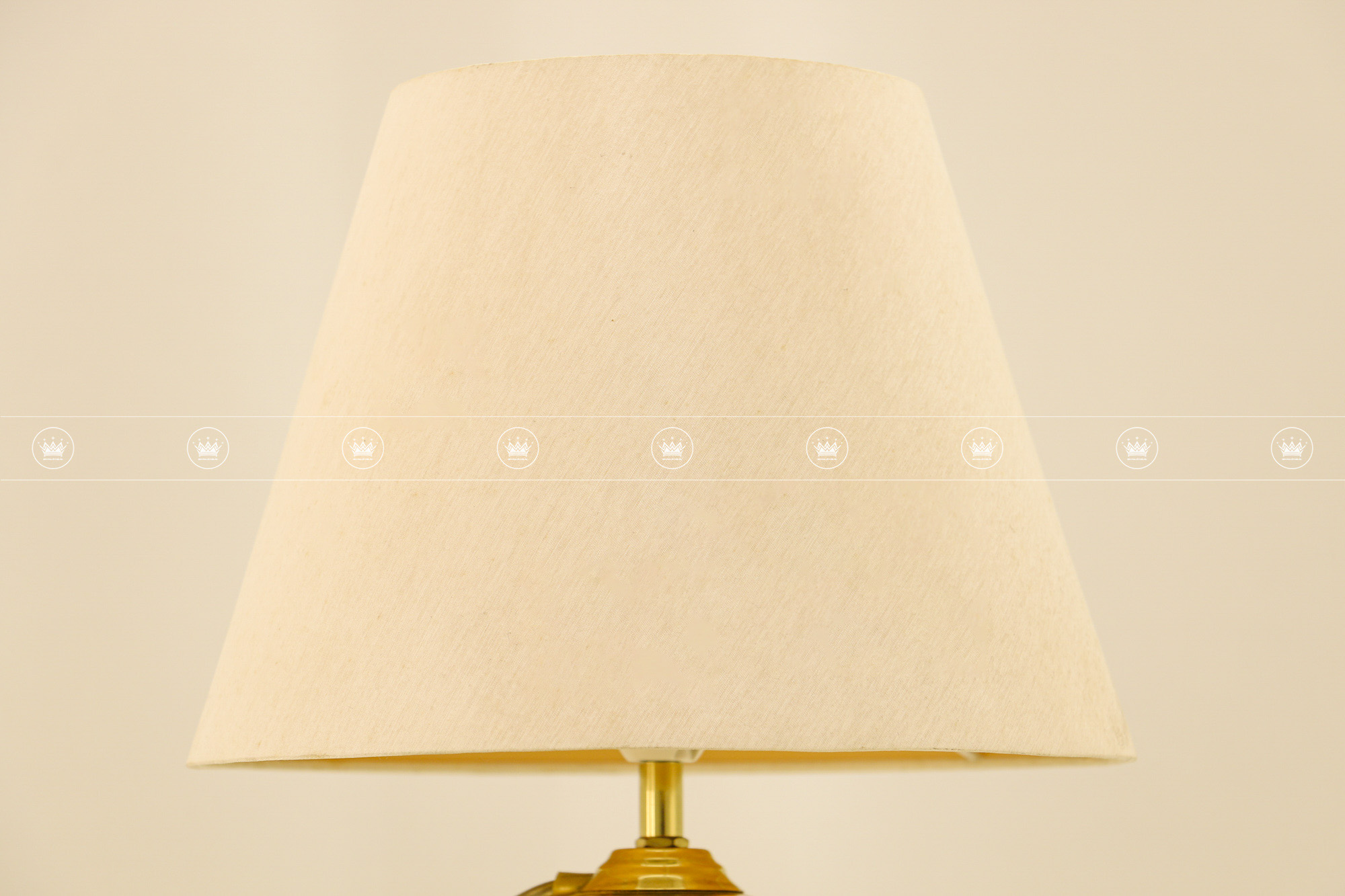 ĐÈN BÀN HIỆN ĐẠI ALIA 02-TL 3