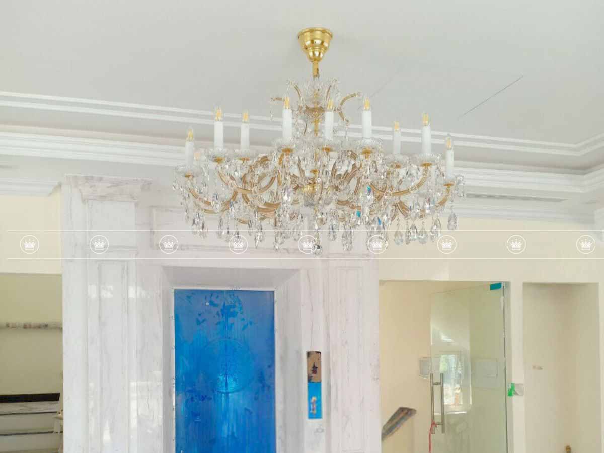 Tư vấn, thiết kế & thi công lặp đặt đèn chùm pha lê phòng khách nhà anh Sơn - Bình Trưng Tây - Quận 2 1
