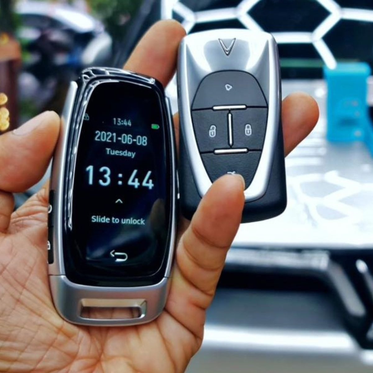 Độ Smartkey Ô Tô Chính Hãng Theo Xe, Uy Tín Giá Rẻ, Có Bảo Hành 1