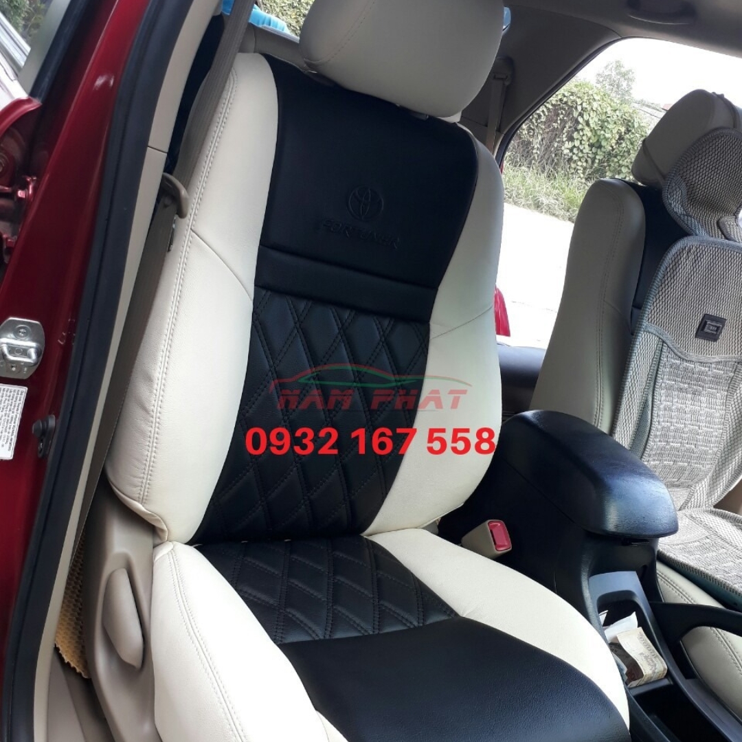 Bọc Ghế Fortuner 2017 Da Ý Cao Cấp Chuyên Nghiệp 1