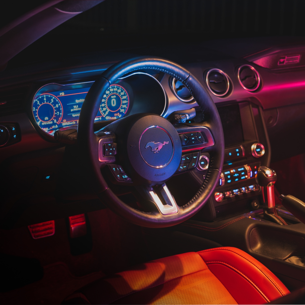 Độ nội thất ô tô